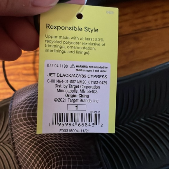 2 pairs 1 price NIB All In Motion Cypress Black Logo Slide Sandals - Picture 7 of 7